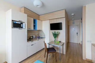 Гостевой дом Гранд Каньон Санкт-Петербург СТУДИЯ СТАНДАРТ С ДВУМЯ ОДНОСПАЛЬНЫМИ КРОВАТЯМИ-3